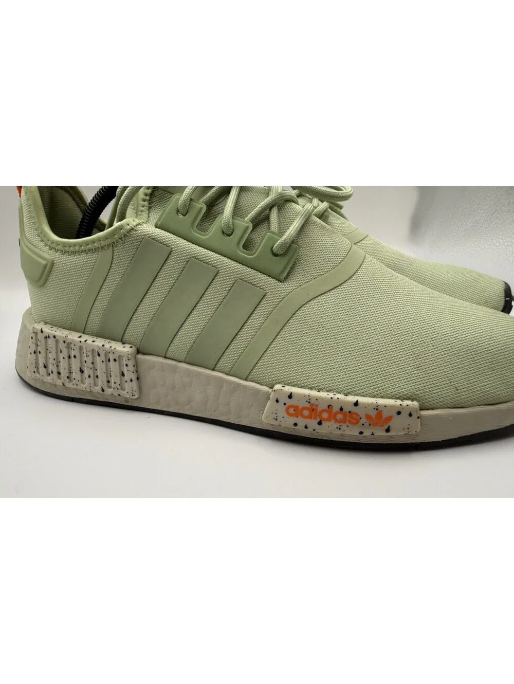 Adidas Nmd R1 Boost Sneakers Men Sz 9.5 Green Running Shoes Comfort Slip On